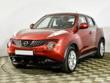 Juke  I 69000 км, Красный