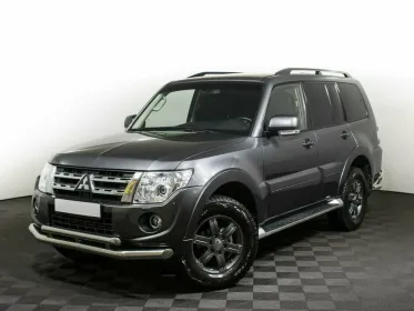 Pajero  IV Рестайлинг 1 117000 км, Серый