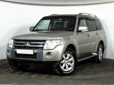 Pajero  IV 151000 км, Серебряный