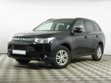Outlander  III 81000 км, Черный