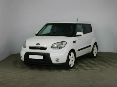 Soul  I 121000 км, Белый