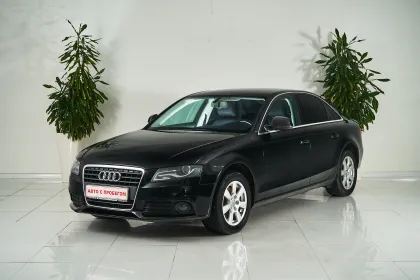 A4  IV (B8) 115000 км, Черный