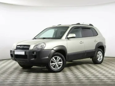 Tucson  I 145000 км, Серебряный