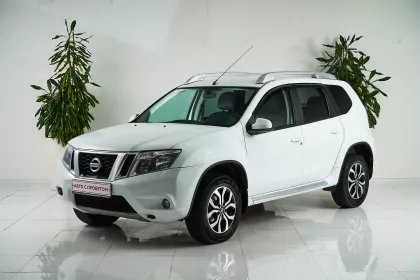 Terrano  III (D10) 66000 км, Белый