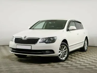 Superb  II Рестайлинг 105000 км, Белый