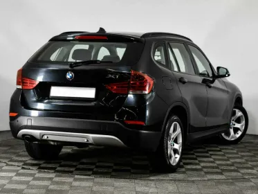 X1  I (E84) Рестайлинг 105480 км, Черный