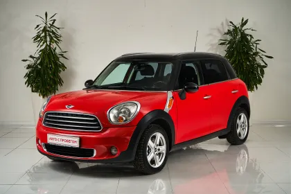 Countryman  I 124000 км, Красный