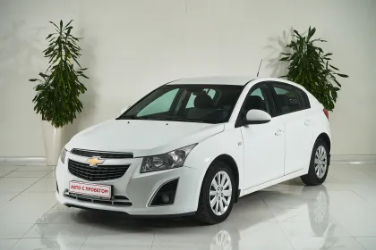 Cruze  I Рестайлинг 88000 км, Белый