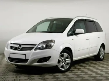 Zafira  C 122000 км, Белый
