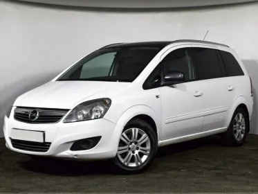 Zafira  C 106000 км, Белый